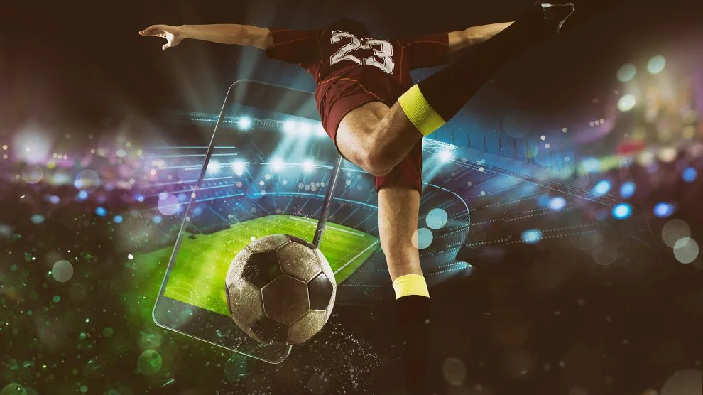 Aksi atlet dalam pertandingan olahraga kompetitif